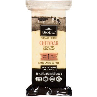 Biobio Cheese Cheddar Extra Sharp Organic 36% M.F. 200 g 200g